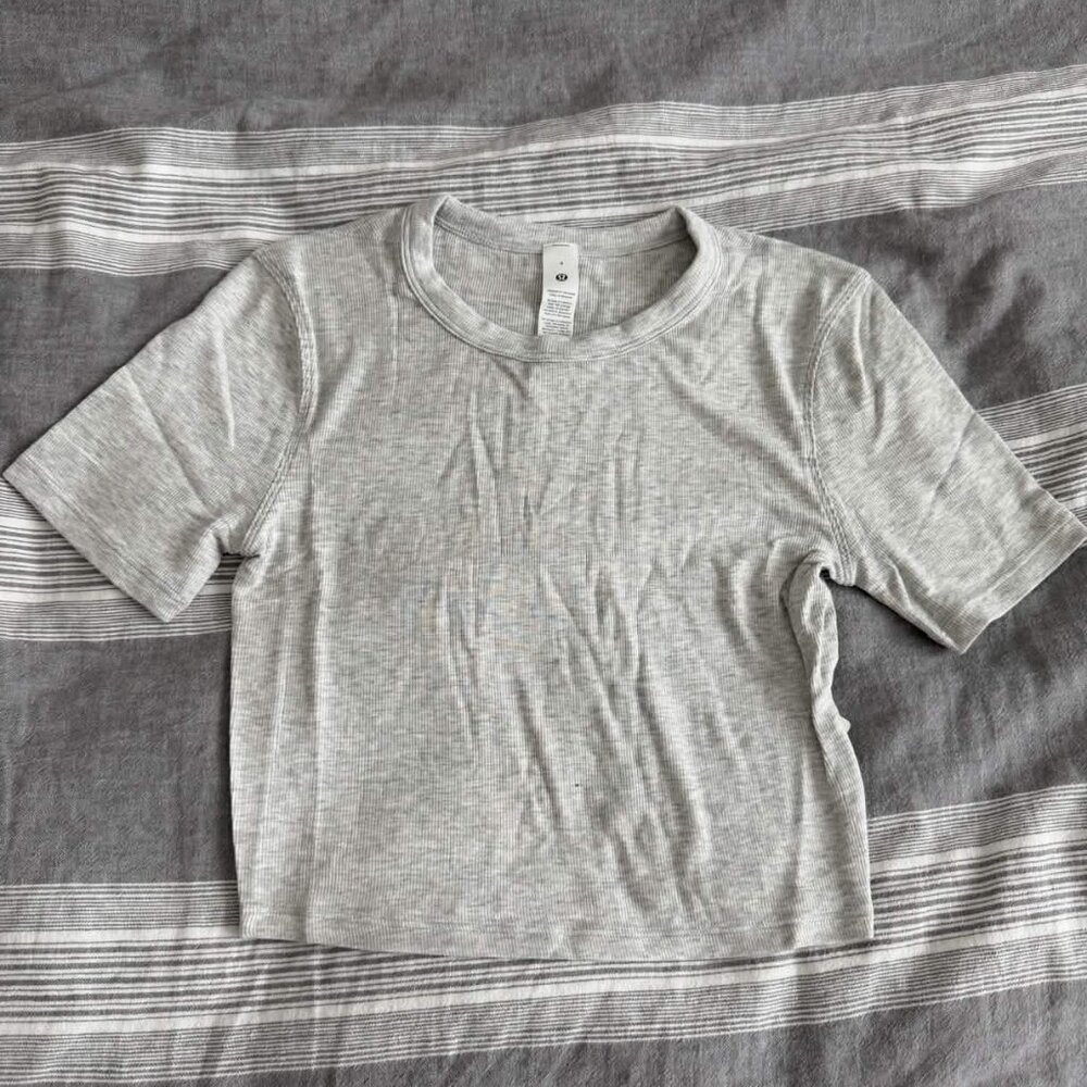 Lululemon - Hold Tight Straight Hem Cropped T-Shirt